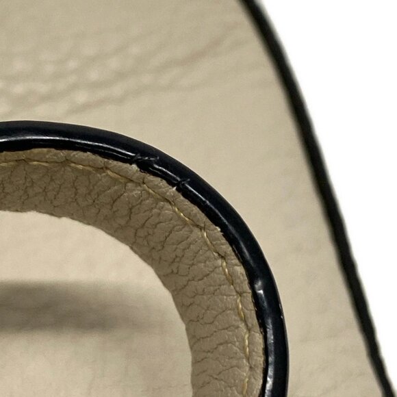 Auth PRADA - Cream Leather Tote Bag - Picture 12 of 16